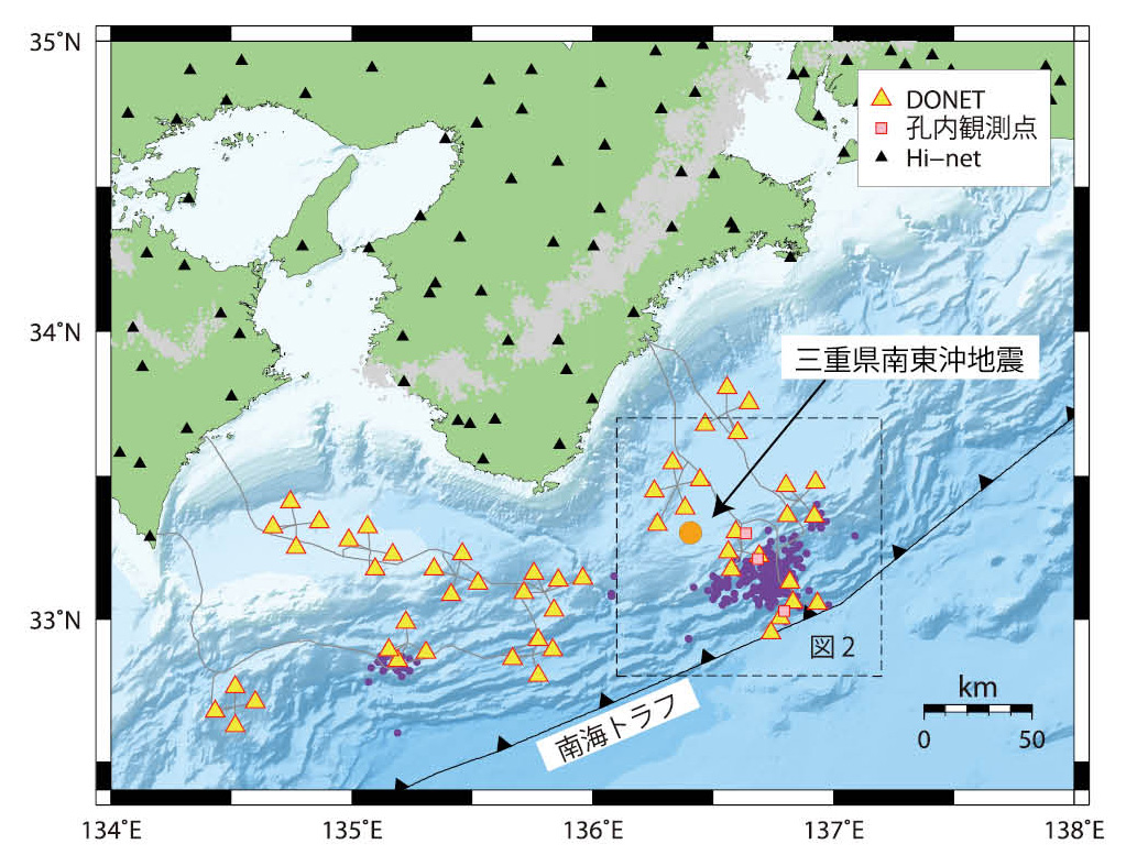 図1　 紀伊半島周辺の地震観測点とスロー地震の分布